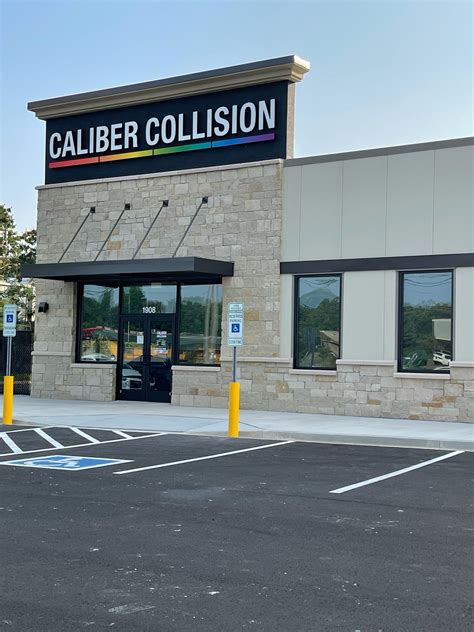 calliber collision jobs